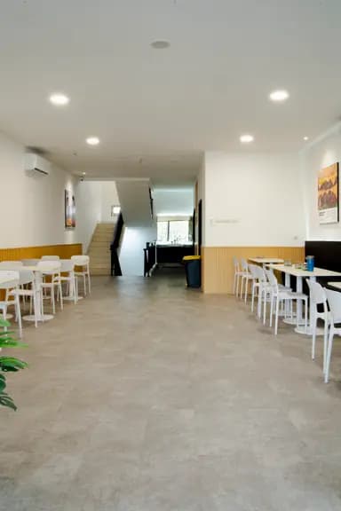 Konsep Outlet Burger Bangor 3