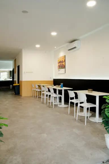 Konsep Outlet Burger Bangor 2